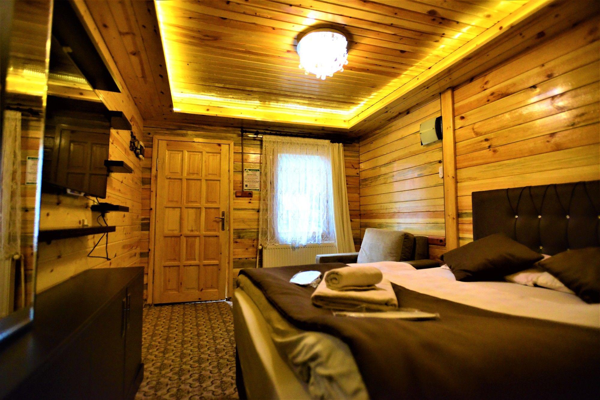 Akyuz Kardesler Hotel & Bungalow 우준괼 외부 사진